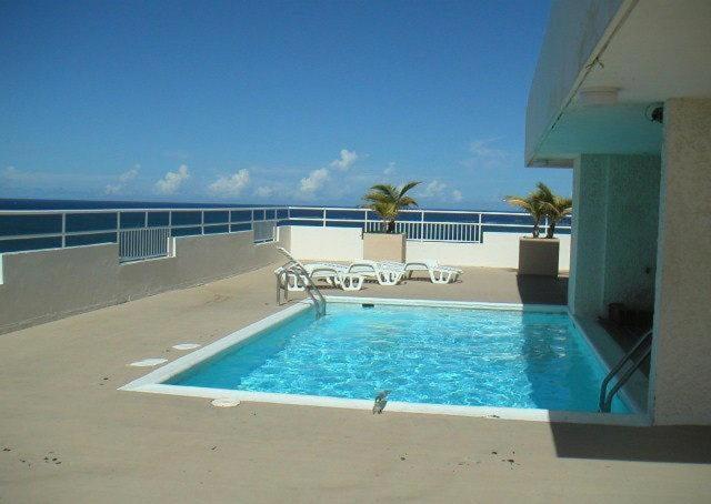 Sea Breezer Vacation Ocean Front En Condominio Playa Mar Сан Хуан Екстериор снимка